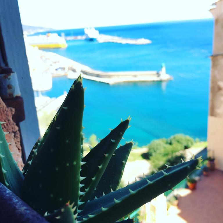 Casa Mantinum Au Coeur De La Citadelle Appartement Bastia  Buitenkant foto