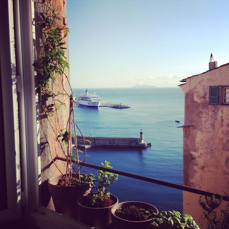 Casa Mantinum Au Coeur De La Citadelle Appartement Bastia  Kamer foto
