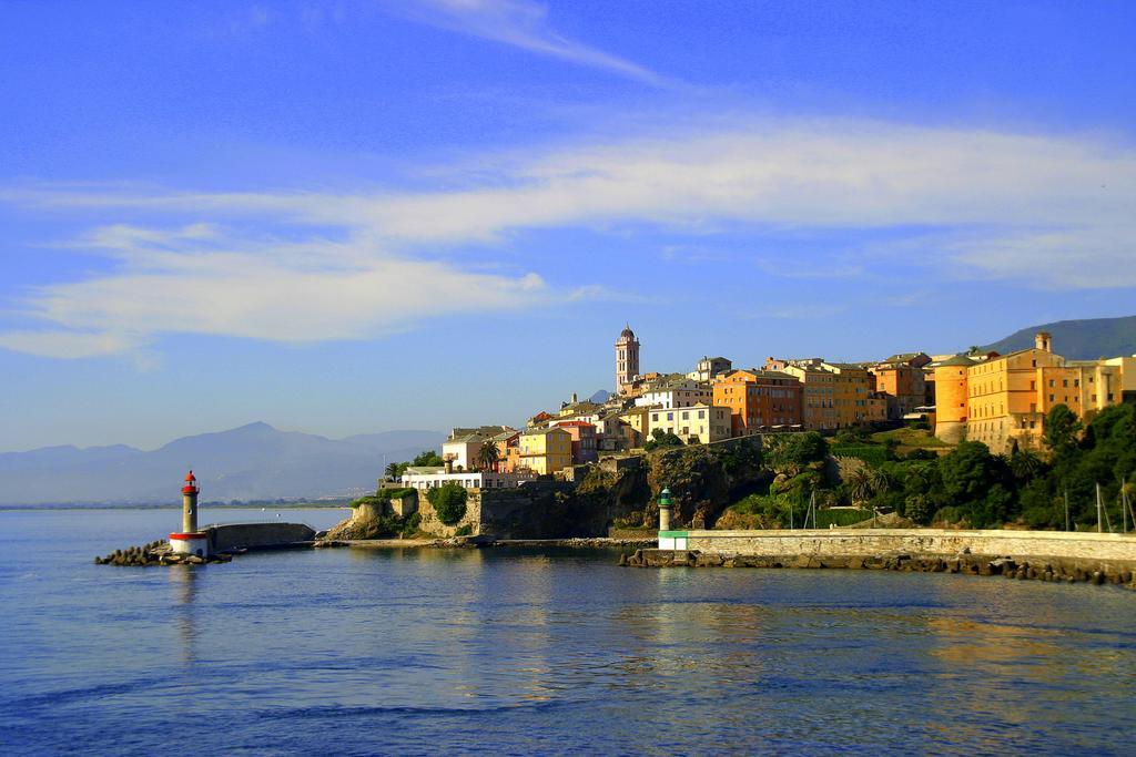 Casa Mantinum Au Coeur De La Citadelle Appartement Bastia  Buitenkant foto